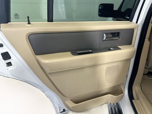 Used 2012 Ford Expedition XLT w/ Leather Seating Pkg image 24
