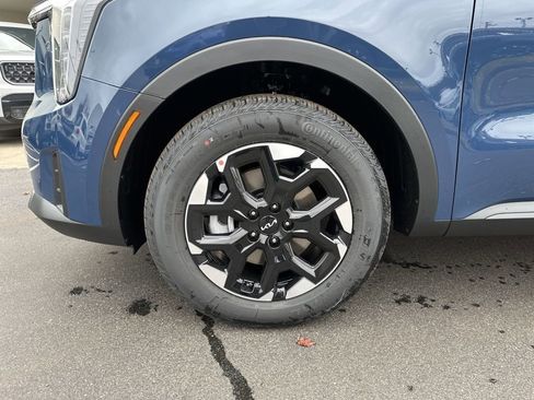 New 2026 Kia Sorento S w/ S Panoramic Sunroof Package image 12