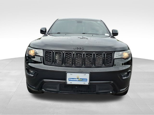 Used 2020 Jeep Grand Cherokee Altitude AWD/4WD image 16