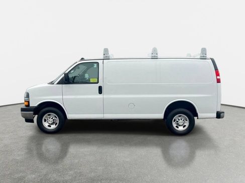 Used 2023 Chevrolet Express 2500 w/ Driver Convenience Package RWD image 2