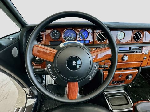 Used 2009 Rolls-Royce Phantom Drophead Coupe RWD image 12
