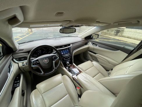 Used 2013 Cadillac XTS FWD image 35