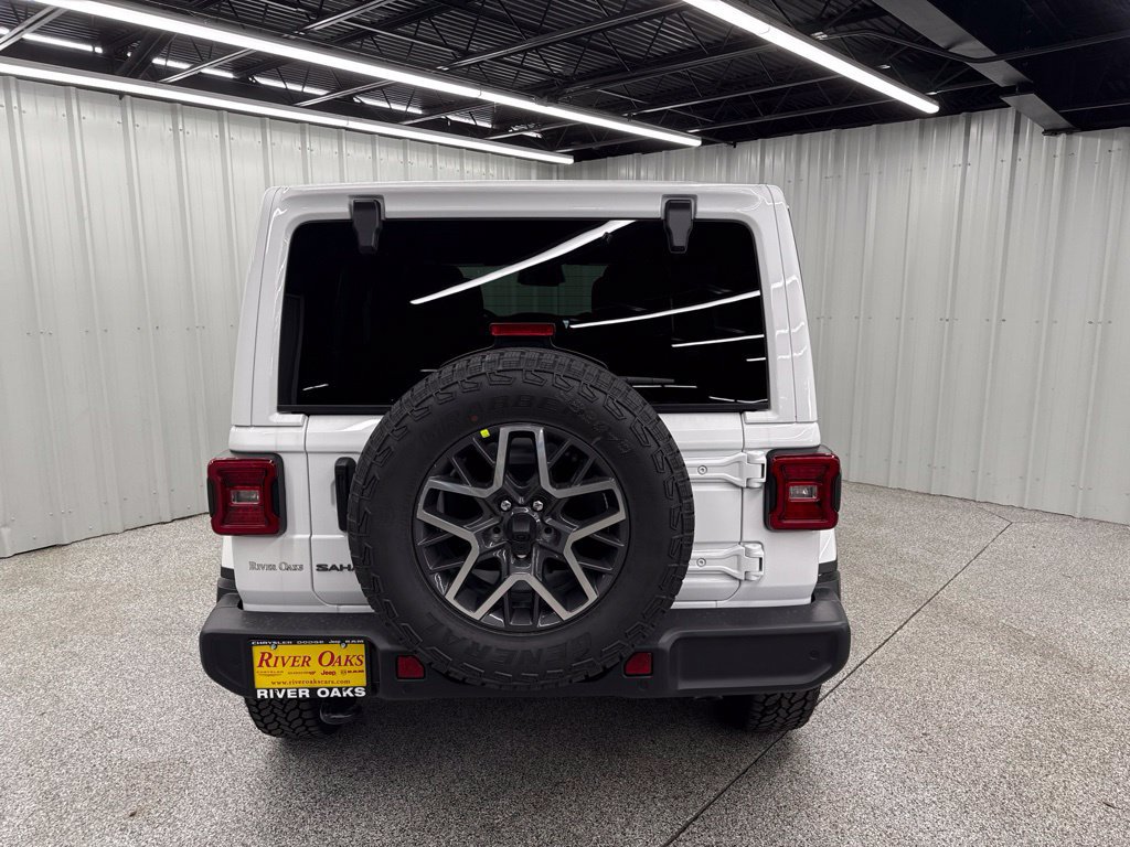 New 2026 Jeep Wrangler Unlimited Sahara AWD/4WD image 6
