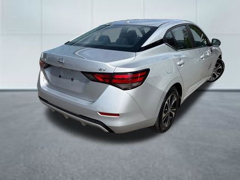 Used 2023 Nissan Sentra SV FWD image 4