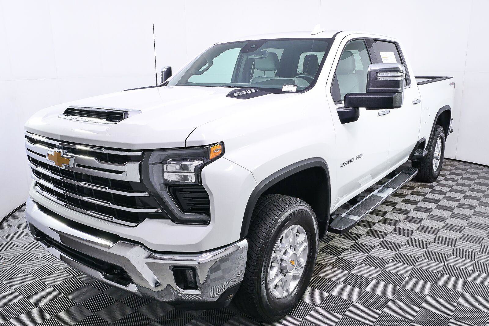 Used 2026 Chevrolet Silverado 2500 LTZ AWD/4WD image 21
