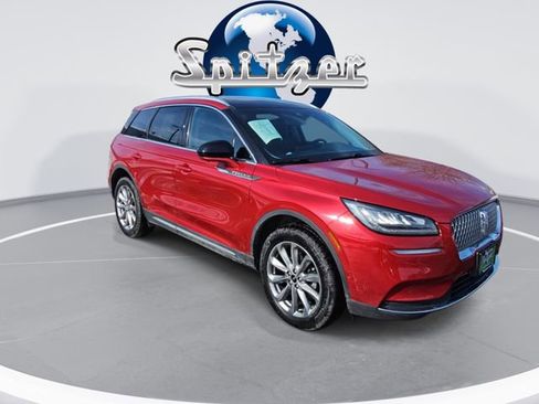Used 2022 Lincoln Corsair AWD w/ Premium Package image 2