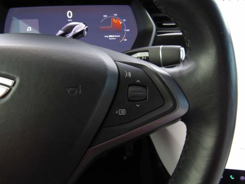 Used 2019 Tesla Model X 100D image 19