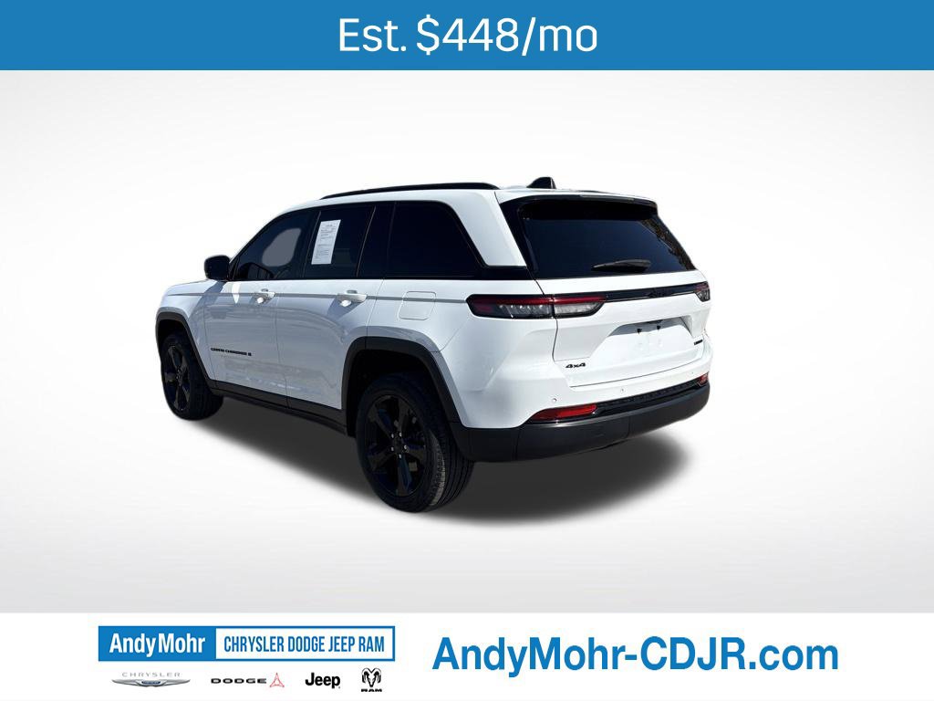 Used 2023 Jeep Grand Cherokee Limited w/ Black Appearance Package AWD/4WD image 5