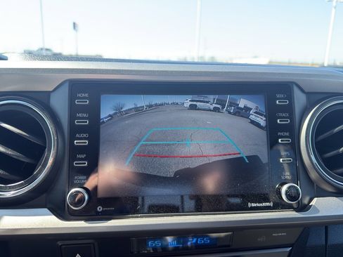 Used 2022 Toyota Tacoma SR5 image 20