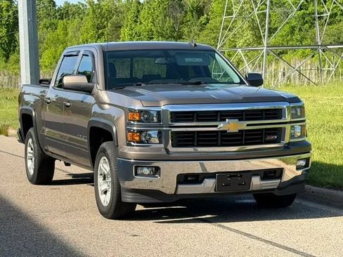 Used 2015 Chevrolet Silverado 1500 LT w/ All Star Edition AWD/4WD image 2