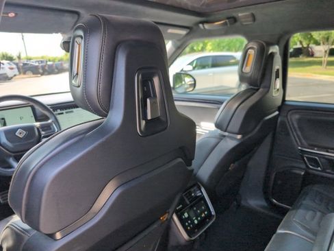 Used 2023 Rivian R1S Adventure AWD/4WD image 17