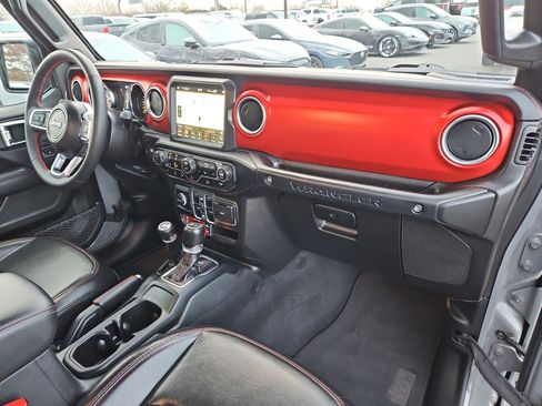 Used 2023 Jeep Wrangler Unlimited Rubicon w/ LED Lighting Group image 35