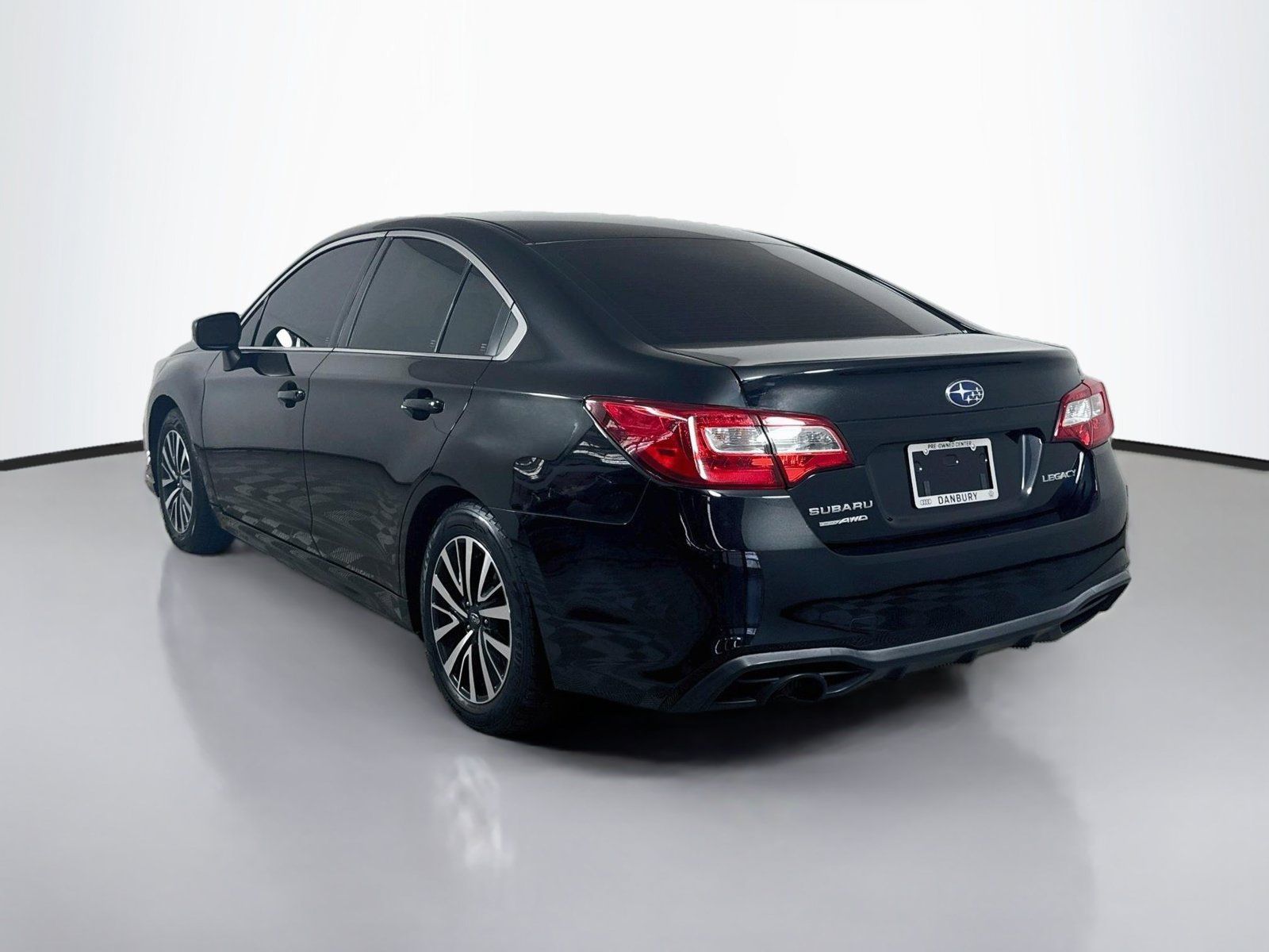 Used 2018 Subaru Legacy 2.5i w/ Alloy Wheel Package AWD/4WD image 3