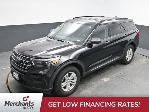 Used 2022 Ford Explorer XLT AWD/4WD image 36
