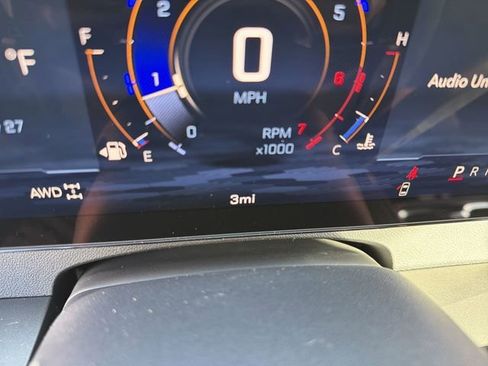 New 2026 Chevrolet Traverse LT w/ Midnight/Sport Edition AWD/4WD image 16