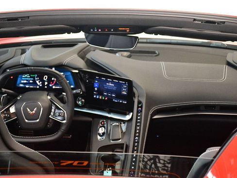 Used 2023 Chevrolet Corvette Stingray Preferred Conv w/ Z51 Performance Package RWD image 5