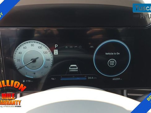 Used 2024 Hyundai Elantra SEL FWD image 15