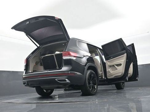 Used 2022 Volkswagen Atlas SE image 29