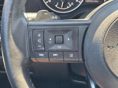 Used 2024 Nissan Rogue SV w/ SV Premium Package FWD image 32
