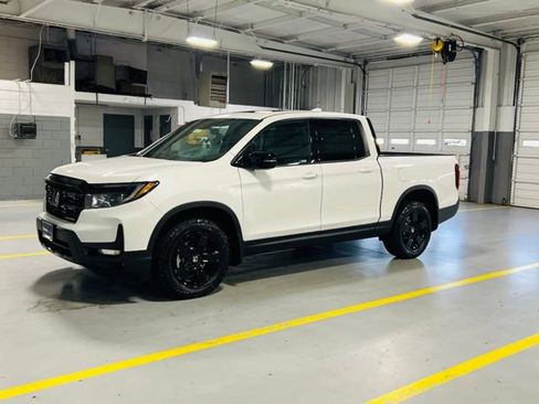 New 2026 Honda Ridgeline Black Edition image 15
