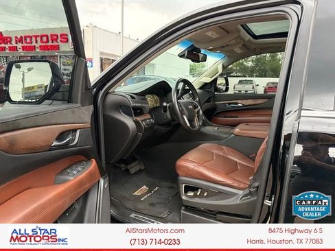 Used 2015 Cadillac Escalade Luxury AWD/4WD image 15