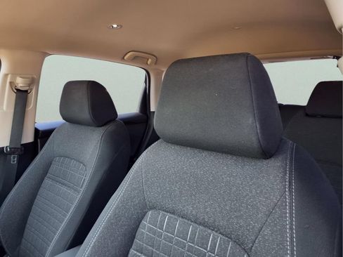 Certified 2025 Honda HR-V LX image 17