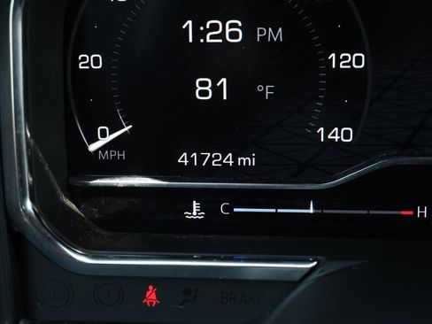 Used 2024 GMC Sierra 1500 Denali RWD image 5