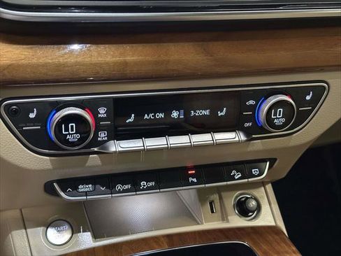 Used 2022 Audi Q5 2.0T Premium image 29