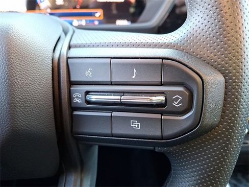 Used 2025 Chevrolet Colorado W/T w/ Advanced Trailering Package image 23