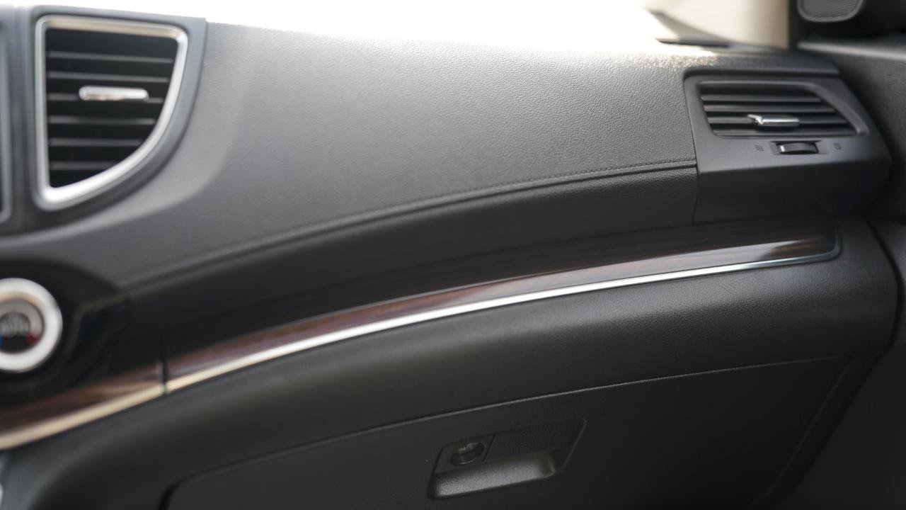 Used 2015 Honda CR-V EX-L image 18