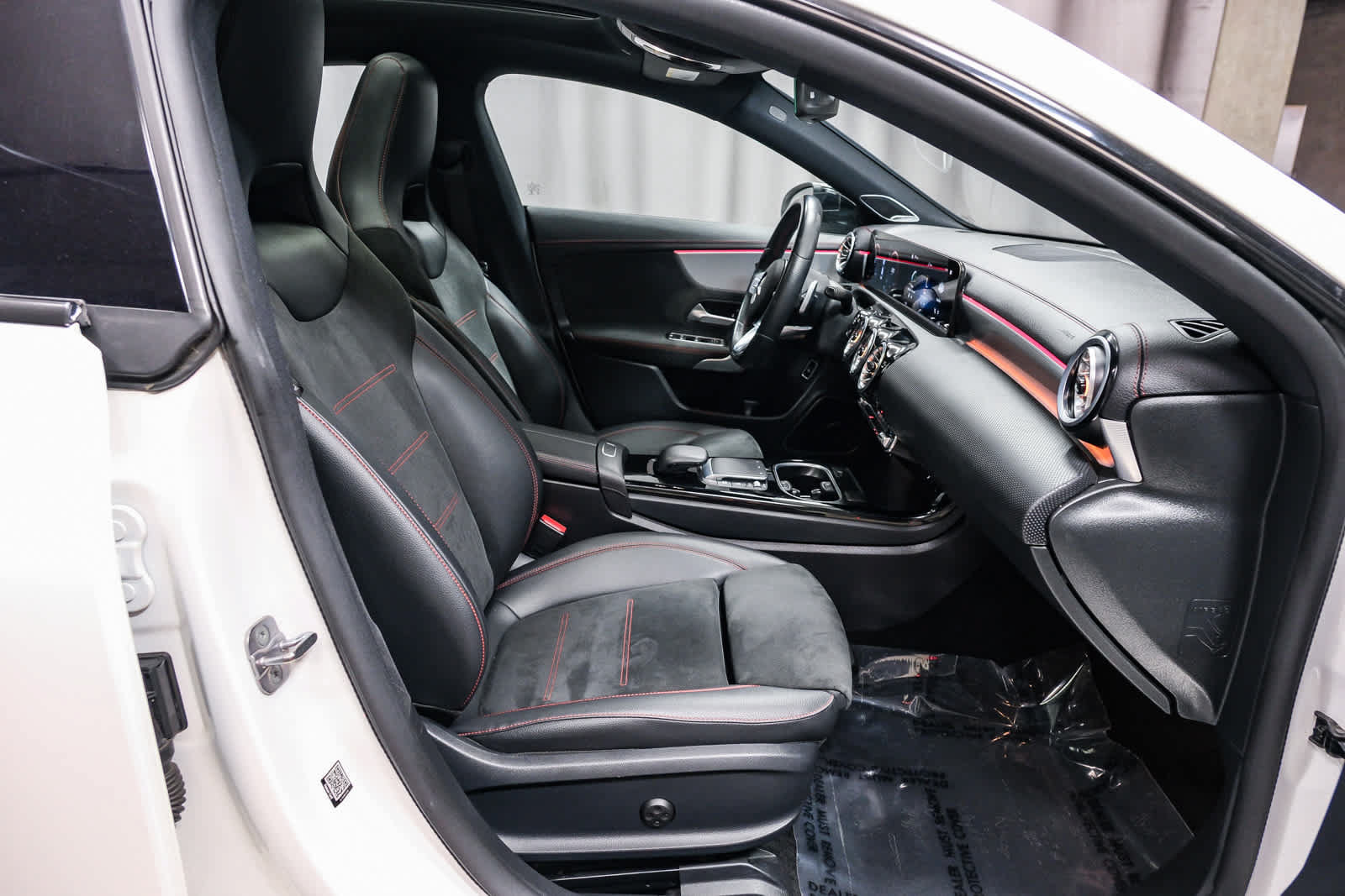 Certified 2023 Mercedes-Benz CLA 250 image 23