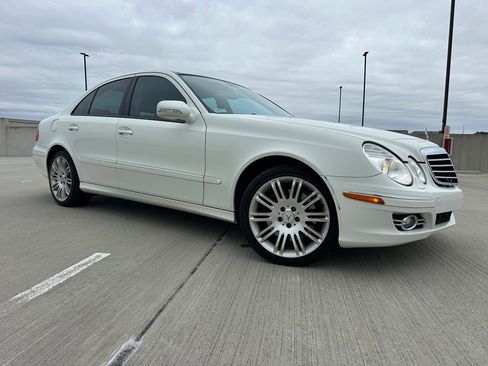 Used 2007 Mercedes-Benz E 350 4MATIC Sedan w/ Premium Pkg 1 image 12