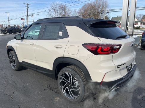 New 2026 Chevrolet TrailBlazer RS w/ Convenience Package image 3