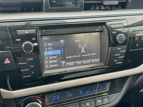 Used 2015 Toyota Corolla LE FWD image 20