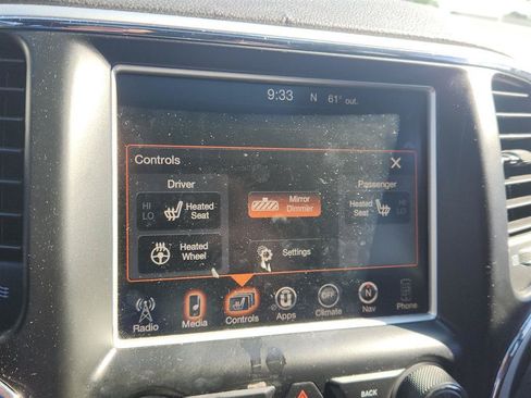 Used 2015 Jeep Grand Cherokee Altitude AWD/4WD image 17
