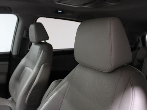 Used 2019 Honda Odyssey Elite image 5