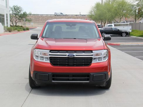 Used 2024 Ford Maverick XLT FWD image 2