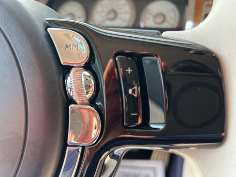 Used 2019 Rolls-Royce Wraith image 30