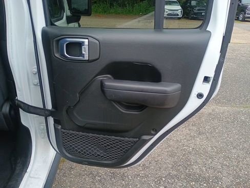 Used 2021 Jeep Wrangler Unlimited Sport AWD/4WD image 14