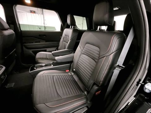New 2026 Nissan Pathfinder Rock Creek w/ Rock Creek Premium Package AWD/4WD image 11
