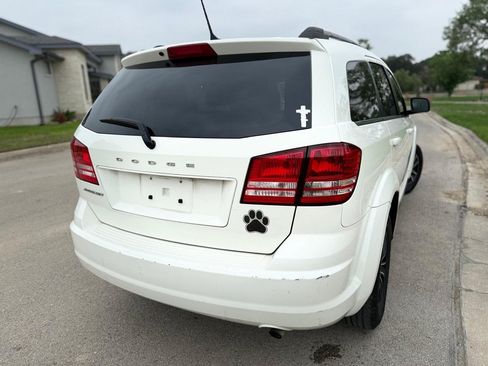 Used 2018 Dodge Journey SE w/ Popular Equipment Group FWD image 18