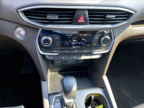 Used 2019 Hyundai Santa Fe FWD image 15