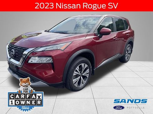 Used 2023 Nissan Rogue SV AWD/4WD image 1
