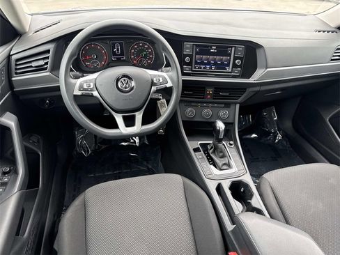 Used 2021 Volkswagen Jetta S w/ Driver Assistance Package image 9