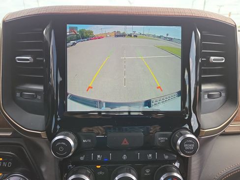 Used 2022 RAM 1500 Limited w/ Trailer Tow Group AWD/4WD image 19
