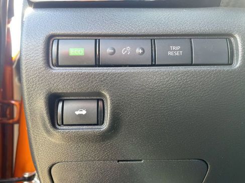 Used 2024 Nissan Sentra SR image 17