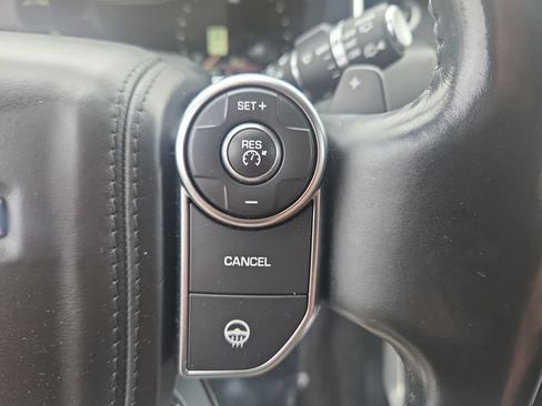 Used 2016 Land Rover Range Rover Supercharged AWD/4WD image 22