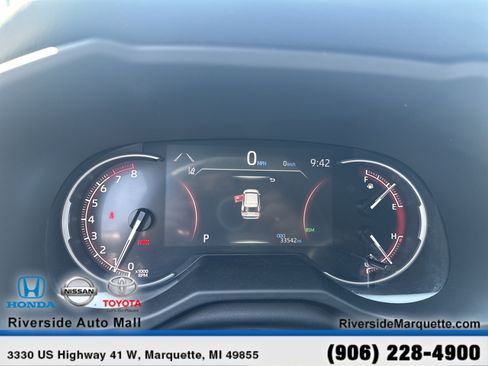 Used 2025 Toyota RAV4 XLE AWD/4WD image 16