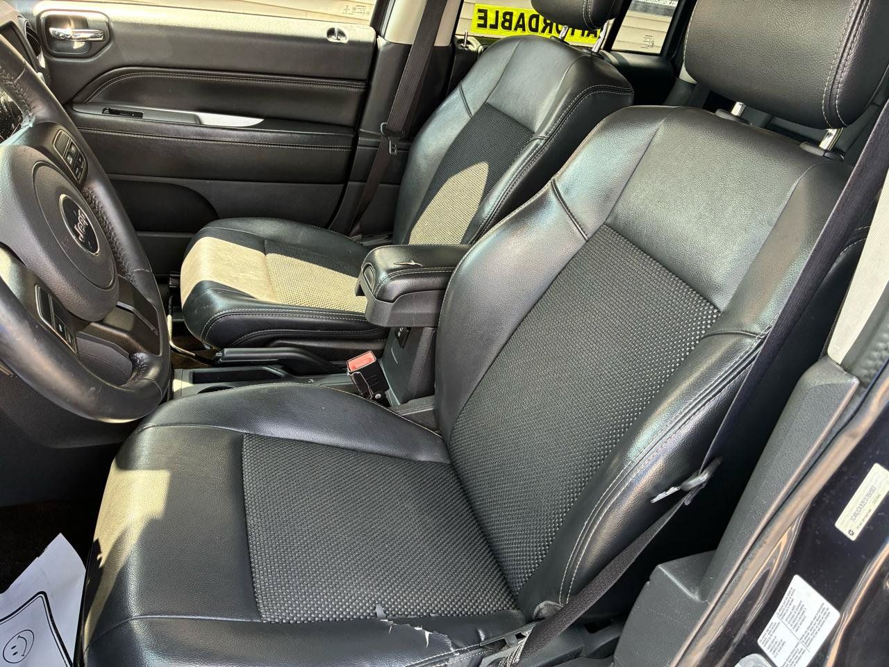 Used 2014 Jeep Compass FWD image 9