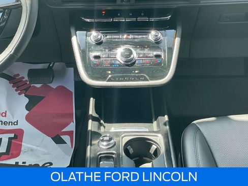 Certified 2022 Lincoln Corsair AWD w/ Equipment Group 101A image 27